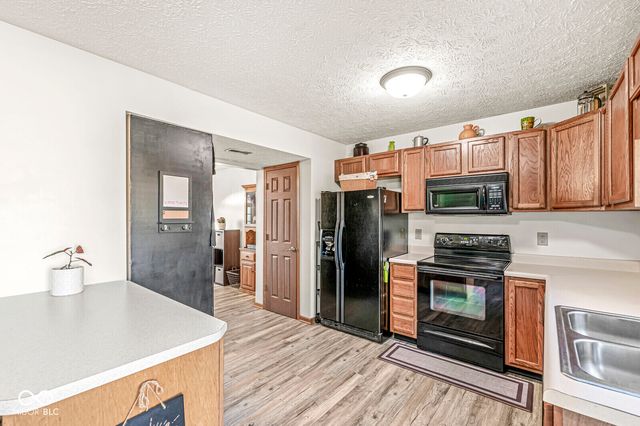 564 Zephyr Way, Westfield, IN 46074