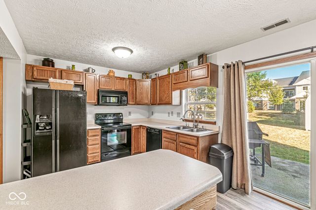 564 Zephyr Way, Westfield, IN 46074