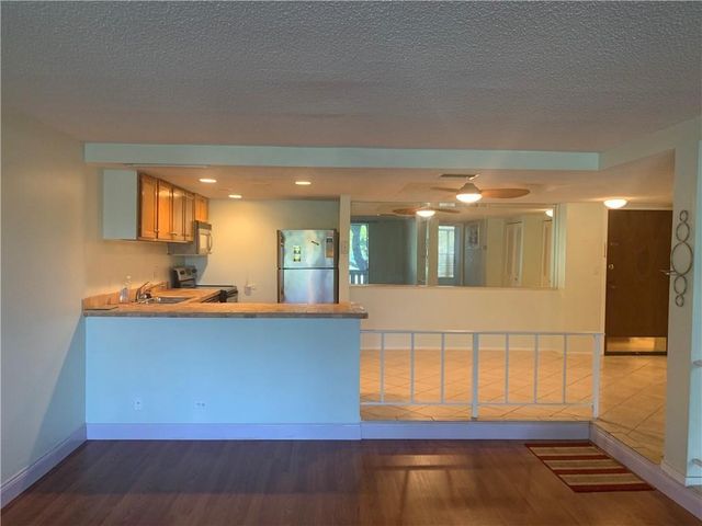 3710 Inverrary Dr 2u, Lauderhill, FL 33319