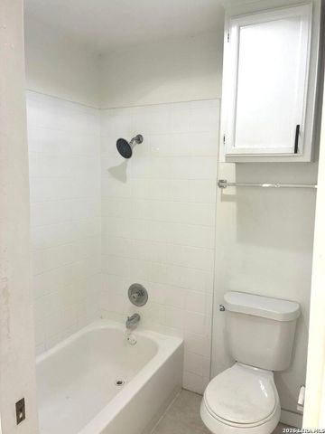 4803 Hamilton Wolfe Rd Apt 103, San Antonio, TX 78229