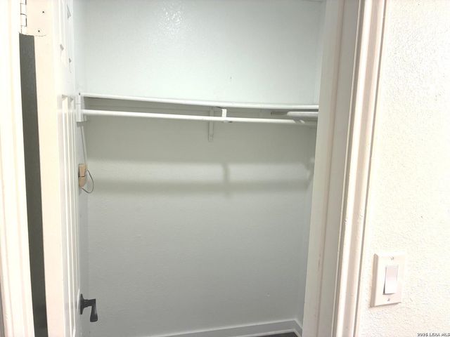 4803 Hamilton Wolfe Rd Apt 103, San Antonio, TX 78229