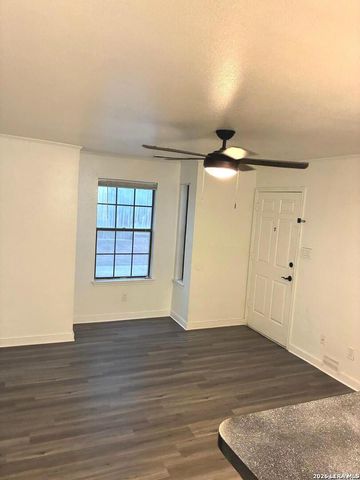 4803 Hamilton Wolfe Rd Apt 103, San Antonio, TX 78229