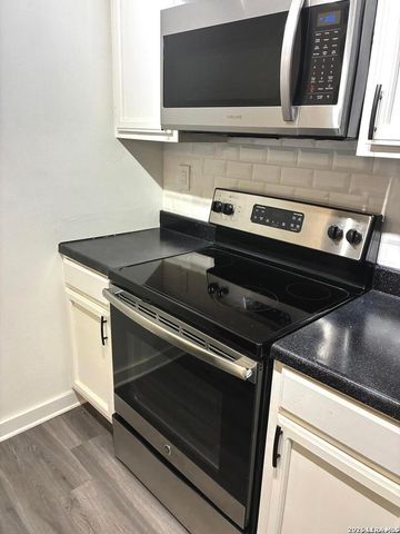 4803 Hamilton Wolfe Rd Apt 103, San Antonio, TX 78229