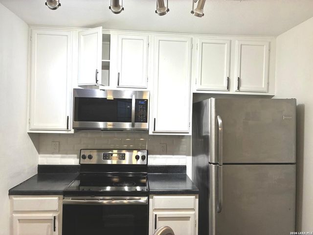 4803 Hamilton Wolfe Rd Apt 103, San Antonio, TX 78229