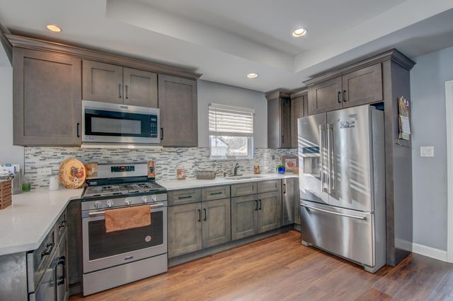 2770 Henry Street, Lake Station, IN 46405