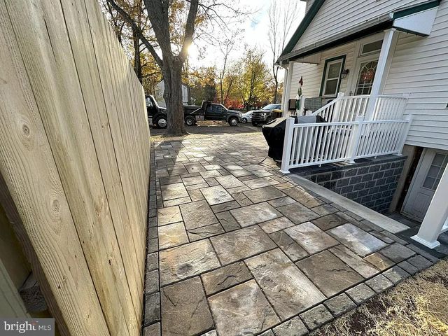 2249 W WALNUT ST, Colmar, PA 18915