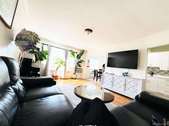 6927 169th Street, Fresh Meadows, NY 11365
