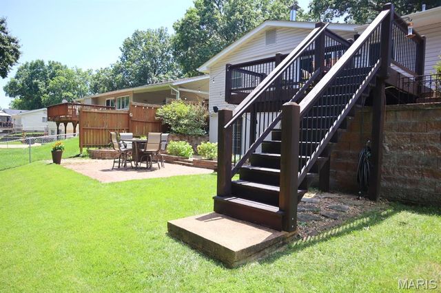 672 Towerwood Drive, Ballwin, MO 63021
