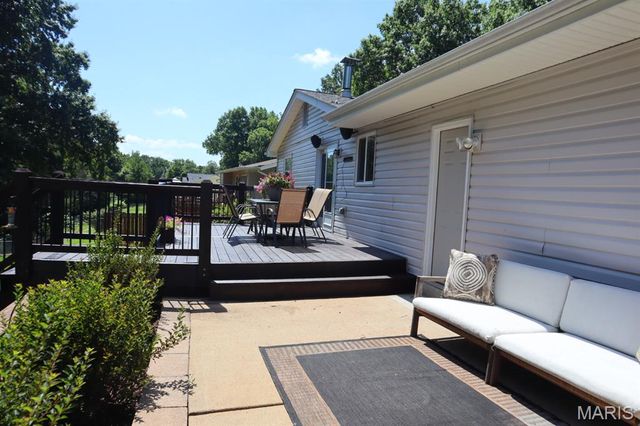 672 Towerwood Drive, Ballwin, MO 63021