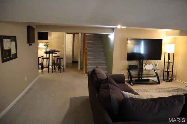 672 Towerwood Drive, Ballwin, MO 63021