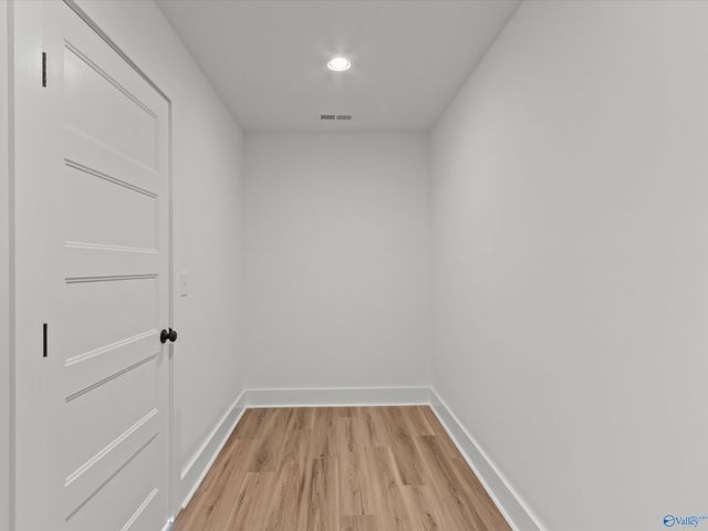 56 Nixon Drive, Guntersville, AL 35976