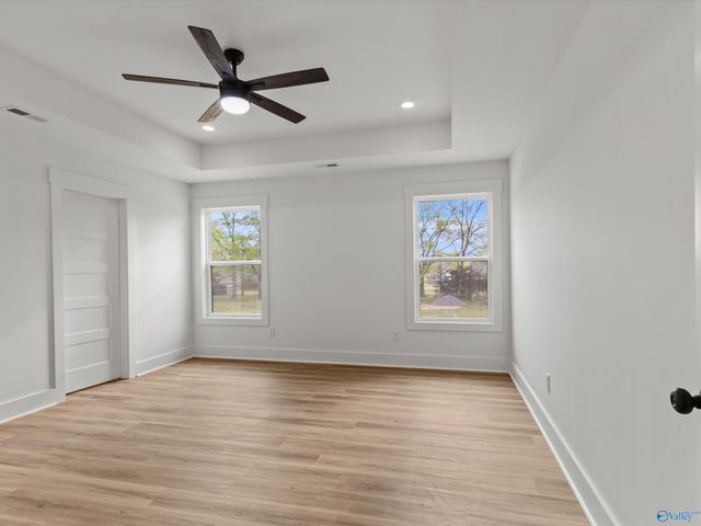 56 Nixon Drive, Guntersville, AL 35976