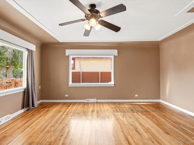 1685 Clinton St, Aurora, CO 80010