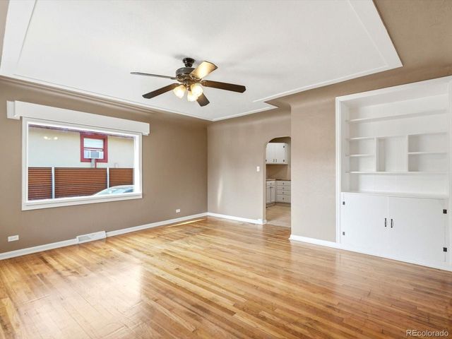 1685 Clinton St, Aurora, CO 80010