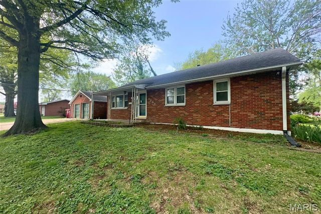 1542 Lindell Boulevard, Granite City, IL 62040