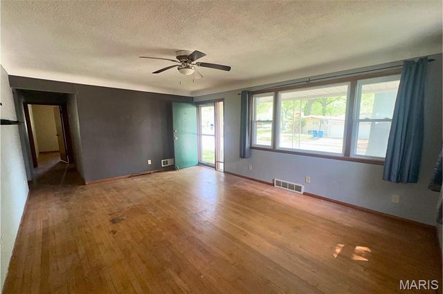 1542 Lindell Boulevard, Granite City, IL 62040