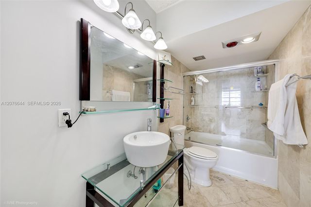 1980 S Ocean Drive 5F, Hallandale Beach, FL 33009