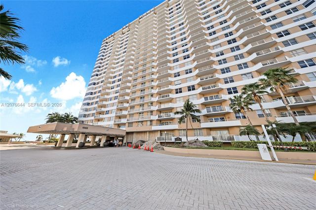 1980 S Ocean Drive 5F, Hallandale Beach, FL 33009