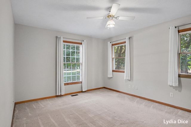 4282 Knapp Valley Court Ne, Grand Rapids Twp, MI 49525