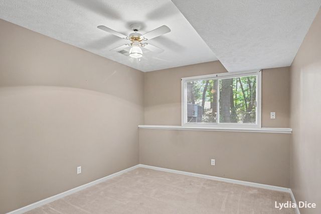 4282 Knapp Valley Court Ne, Grand Rapids Twp, MI 49525