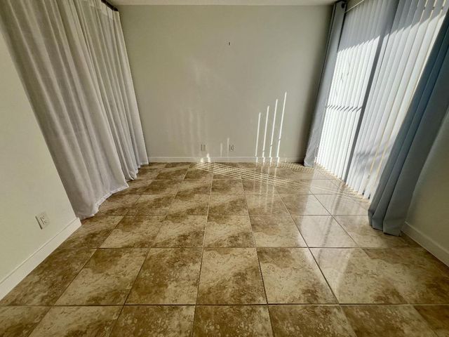 216 Old Meadow Way Way, Palm Beach Gardens, FL 33418