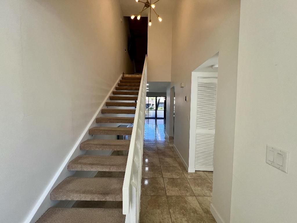 216 Old Meadow Way Way, Palm Beach Gardens, FL 33418