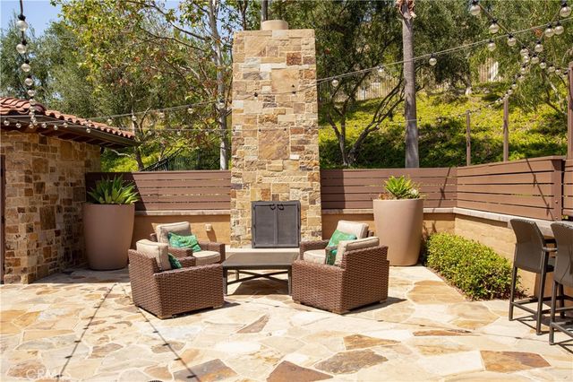 30 Wild Rose, Lake Forest, CA 92630