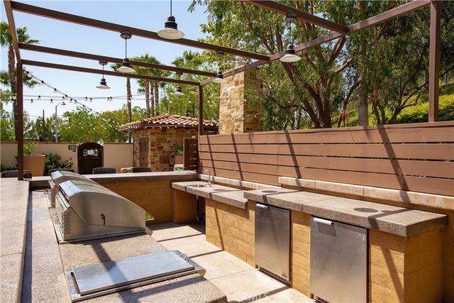 30 Wild Rose, Lake Forest, CA 92630