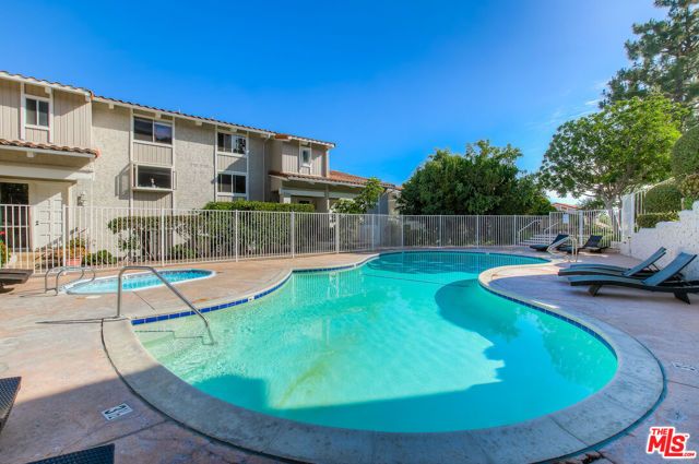 28340 Rey De Copas Lane, Malibu, CA 90265
