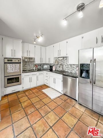 28340 Rey De Copas Lane, Malibu, CA 90265