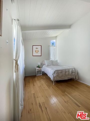 28340 Rey De Copas Lane, Malibu, CA 90265