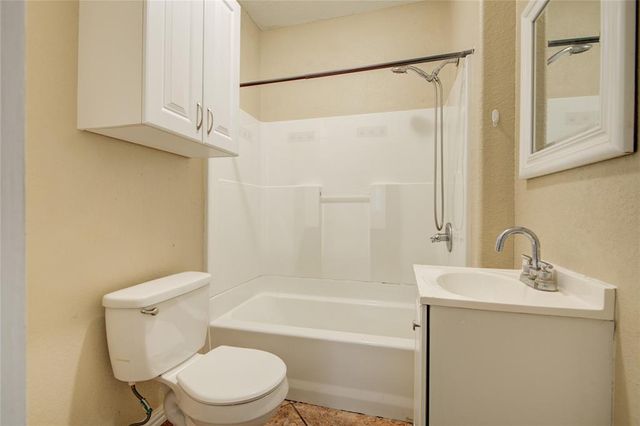 226 E Alabama Street, Brazoria, TX 77422