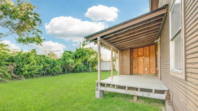 226 E Alabama Street, Brazoria, TX 77422