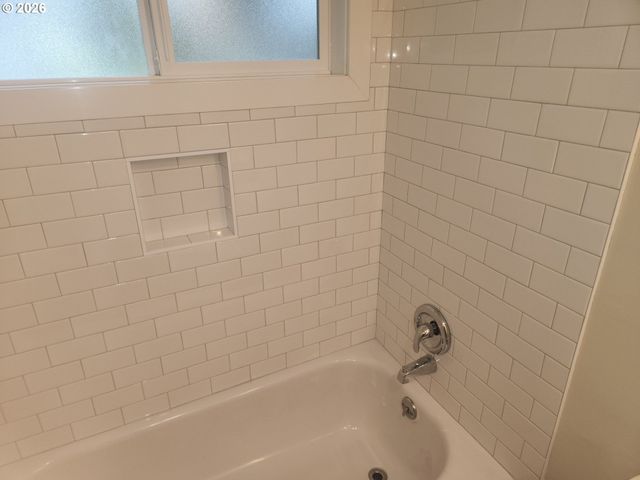 3525 Se 141ST Ave, Portland, OR 97236