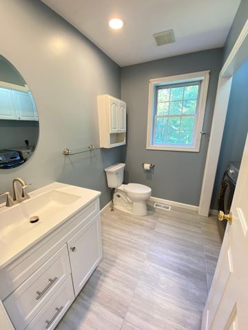 7 Hemlock Hollow, Belchertown, MA 01007