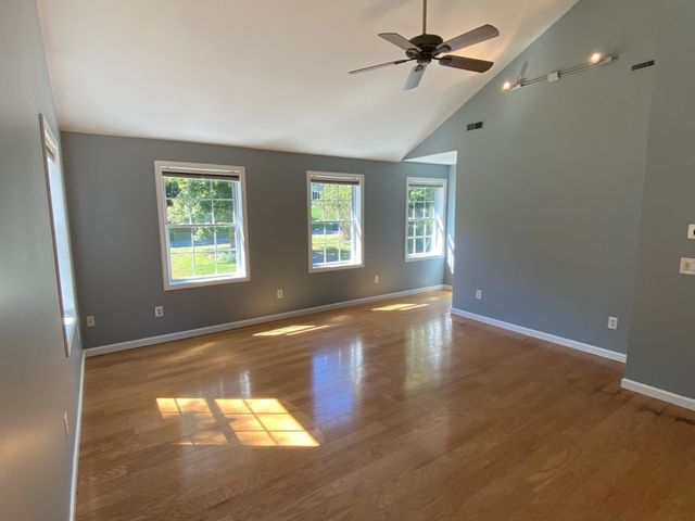 7 Hemlock Hollow, Belchertown, MA 01007