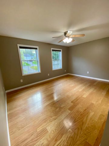 7 Hemlock Hollow, Belchertown, MA 01007