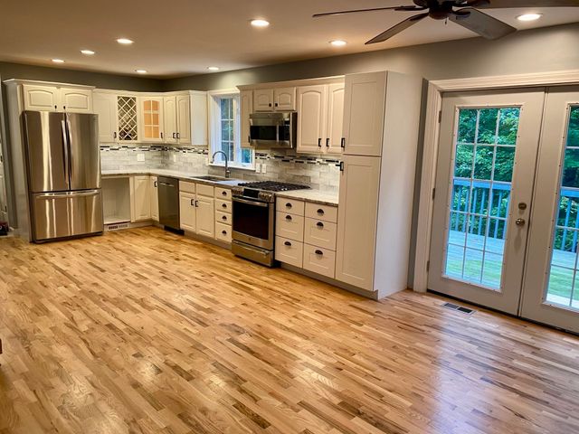 7 Hemlock Hollow, Belchertown, MA 01007