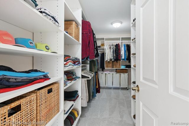 9109 N Territorial Road, Plymouth, MI 48170