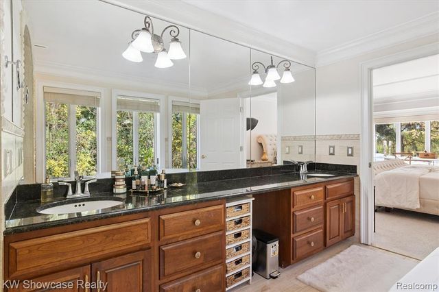 9109 N Territorial Road, Plymouth, MI 48170