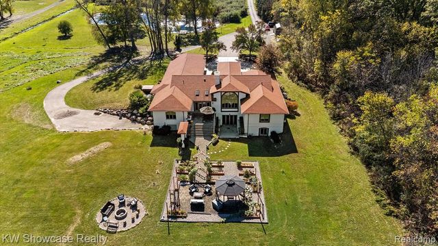 9109 N Territorial Road, Plymouth, MI 48170