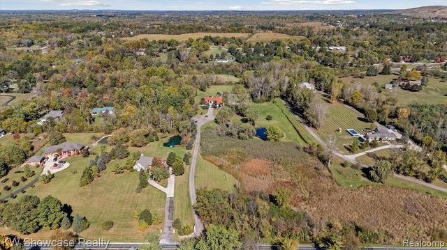 9109 N Territorial Road, Plymouth, MI 48170