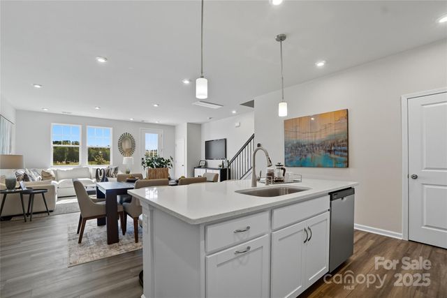 2612 Selbourne Drive, Gastonia, NC 28052