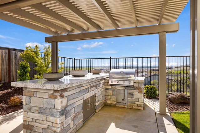 3363 Loggerhead Cir, Folsom, CA 95630