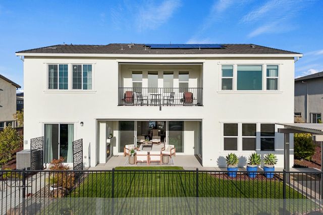 3363 Loggerhead Cir, Folsom, CA 95630