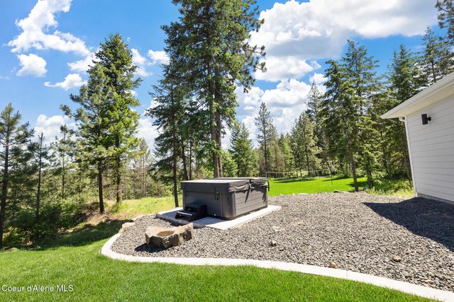 7353 W Riverview DR, Coeur D'alene, ID 83814