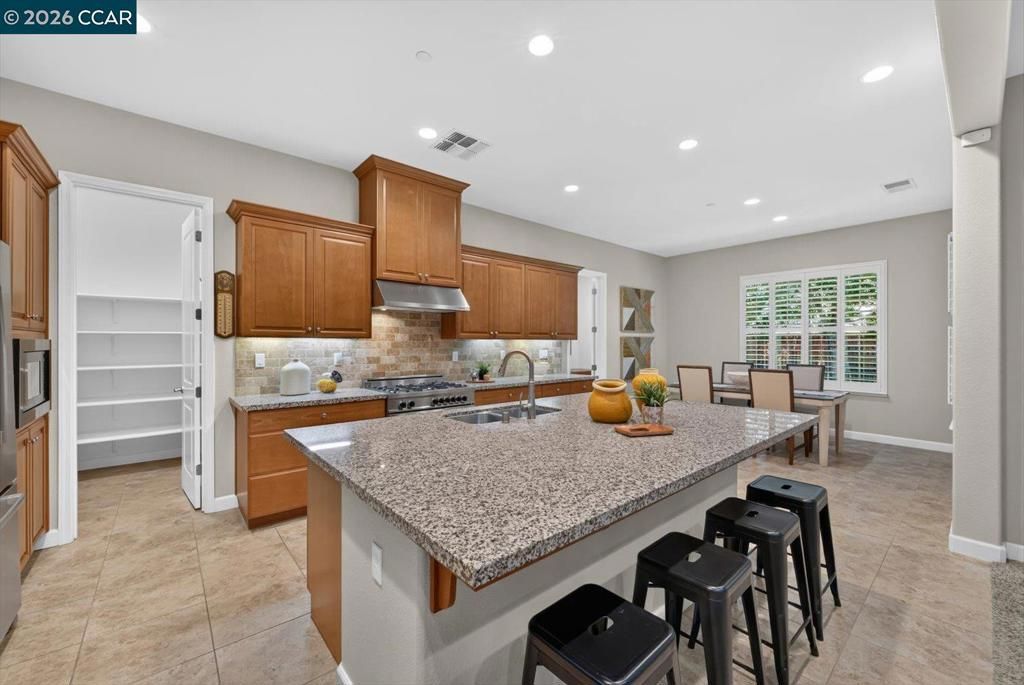 Image 15 of property listing at 447 Avondale Ct, Brentwood, CA 94513