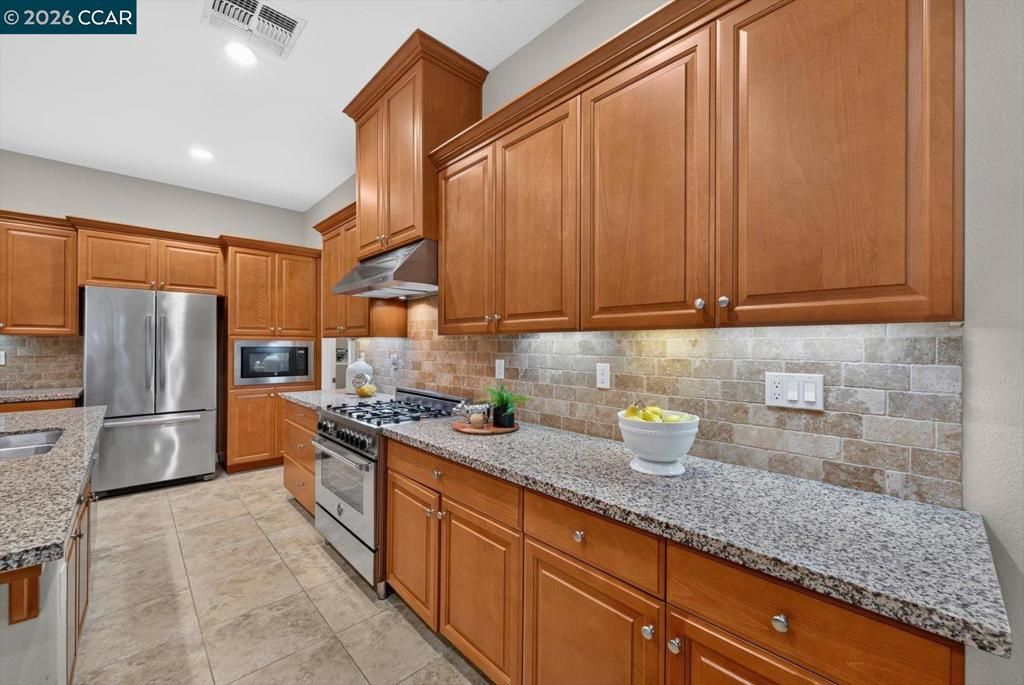 Image 20 of property listing at 447 Avondale Ct, Brentwood, CA 94513