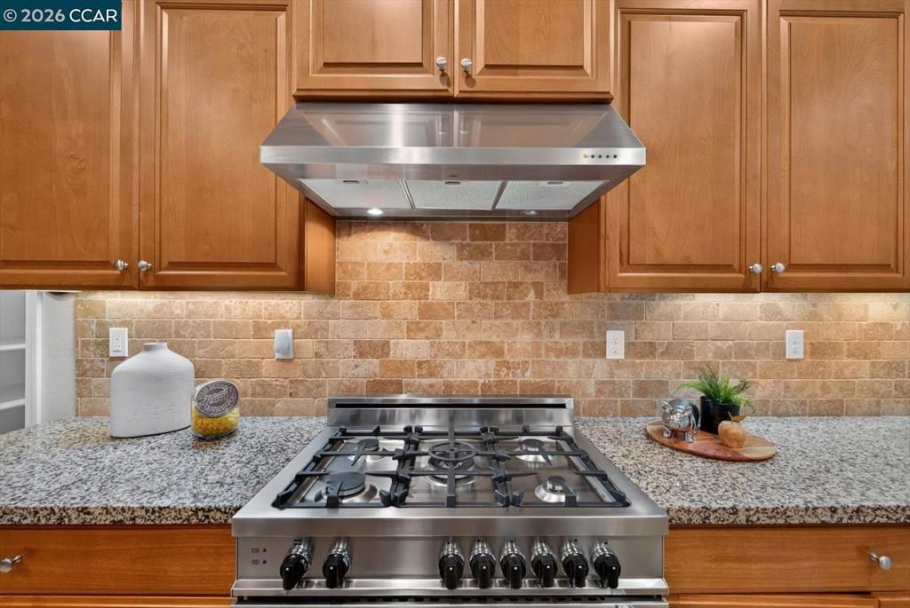 Image 21 of property listing at 447 Avondale Ct, Brentwood, CA 94513