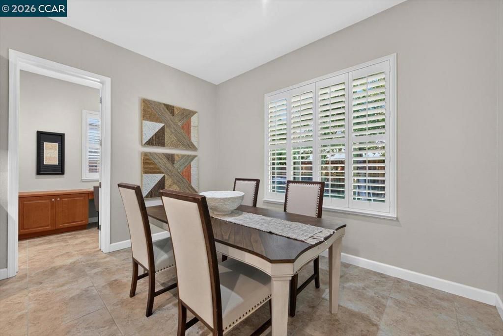 Image 24 of property listing at 447 Avondale Ct, Brentwood, CA 94513
